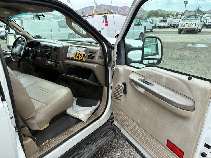 2004-ford-f250-image-9