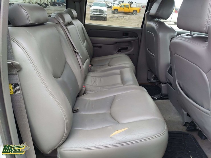 2005-gmc-sierra-1500-image-16