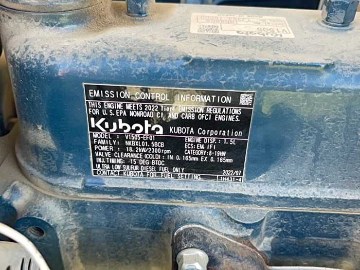 agrotk-r35-mini-excavator-346-hours-kubota-engine-image-12