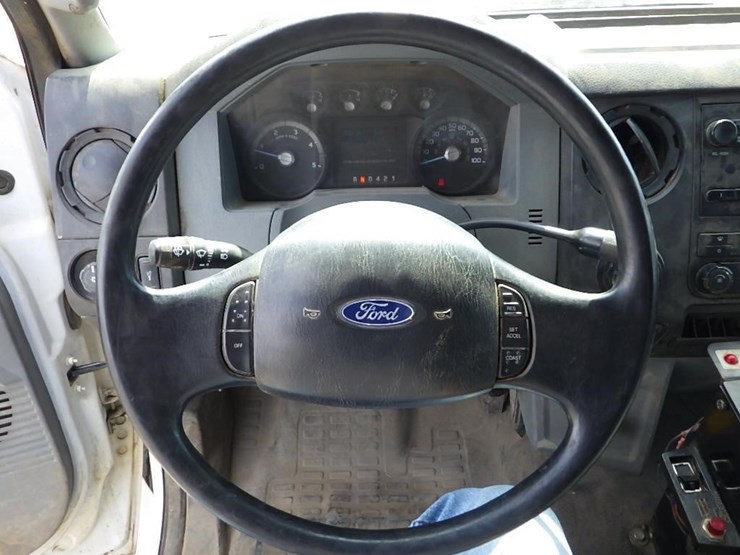 2015-ford-f750-image-26