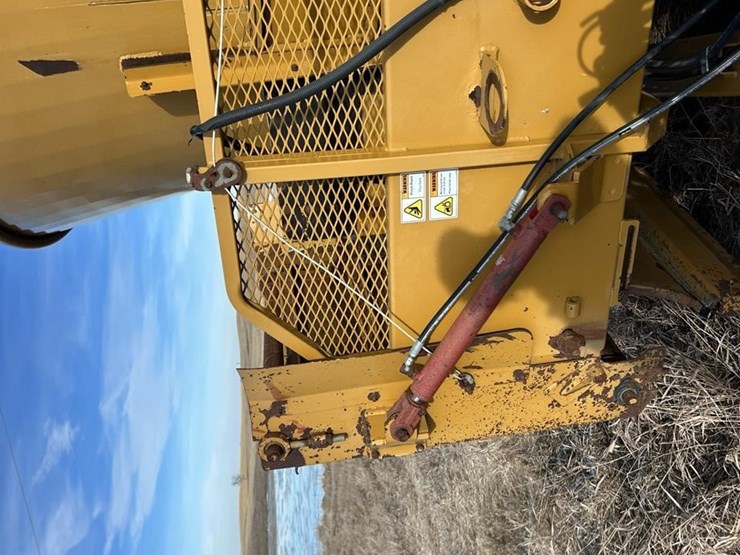 haybuster-cmf830-image-16