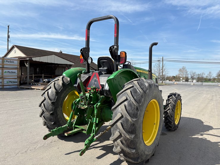 john-deere-5075e-image-9