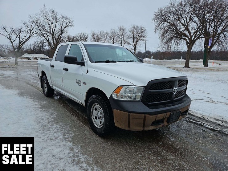 2019-ram-1500-classic-image-4