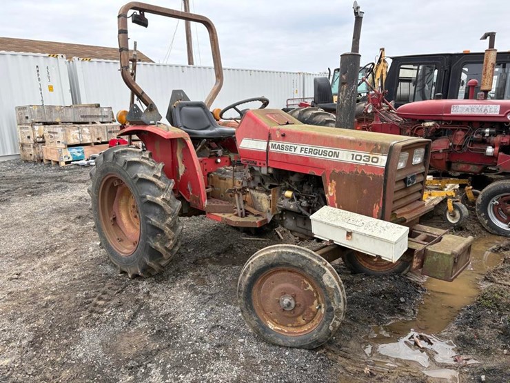 massey-ferguson-1030-image-2