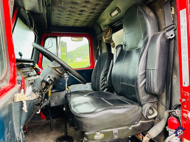 2000-western-star-4900-image-59