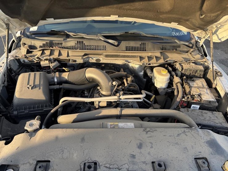 2016-dodge-2500-image-17