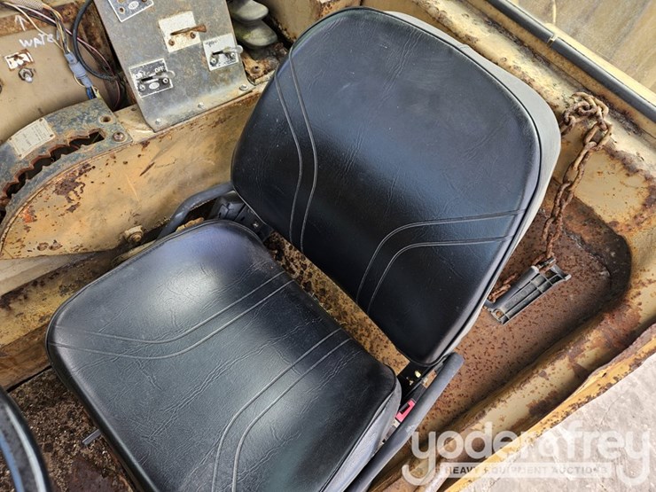 caterpillar-613c-image-17