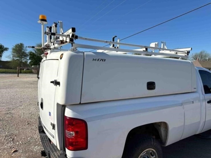 2011-chevrolet-2500-image-14