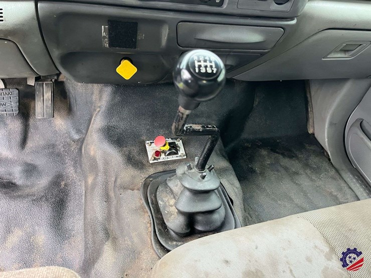 2006-ford-f750-image-53