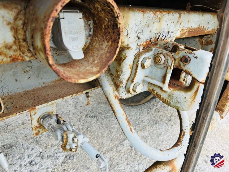 fruehauf-28ft-image-31