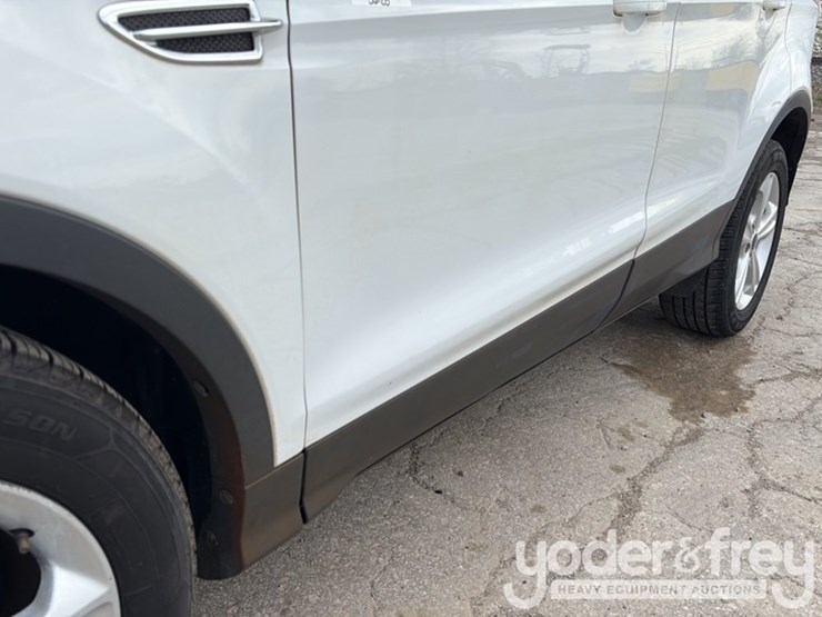 2014-ford-escape-image-8