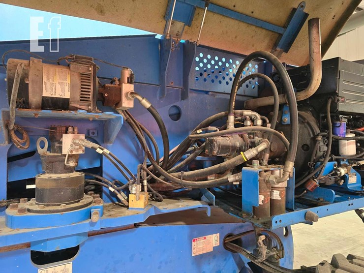 2011-genie-s65-image-16