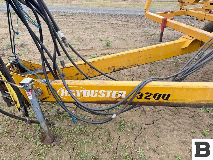 haybuster-3200-image-11