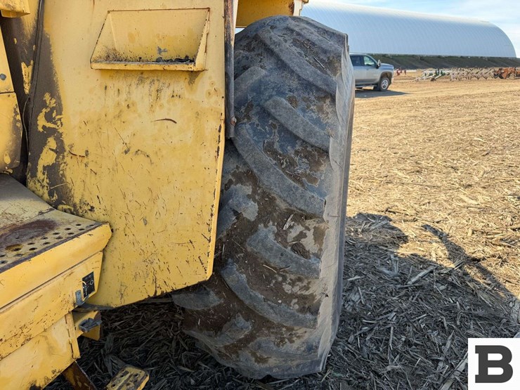 1996-new-holland-fx45-image-33