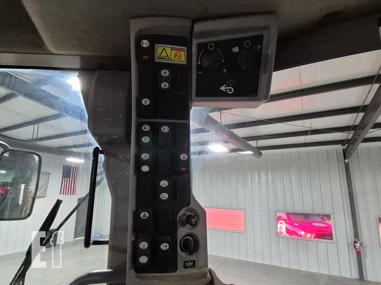 2009-caterpillar-120m-image-20