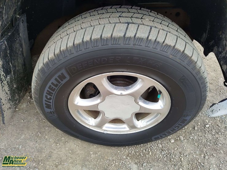 2005-gmc-sierra-1500-image-12