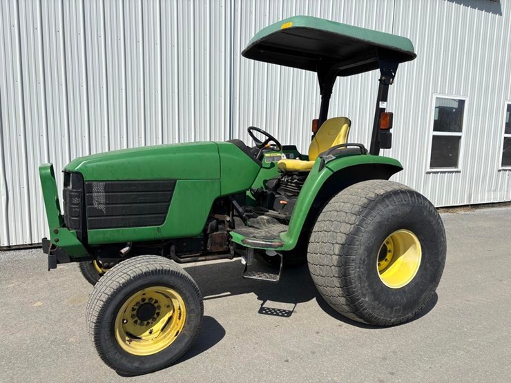 john-deere-4710-image-1