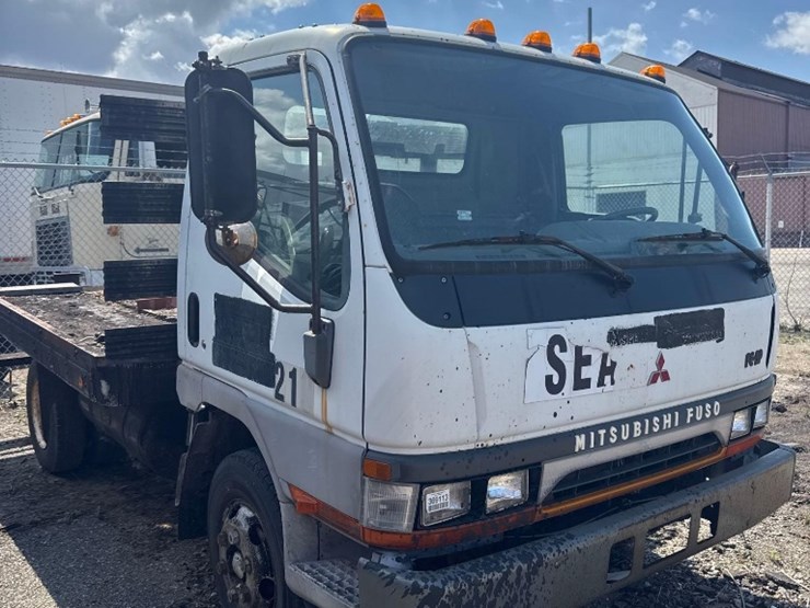 1998-mitsubishi-fuso-fe649-image-3