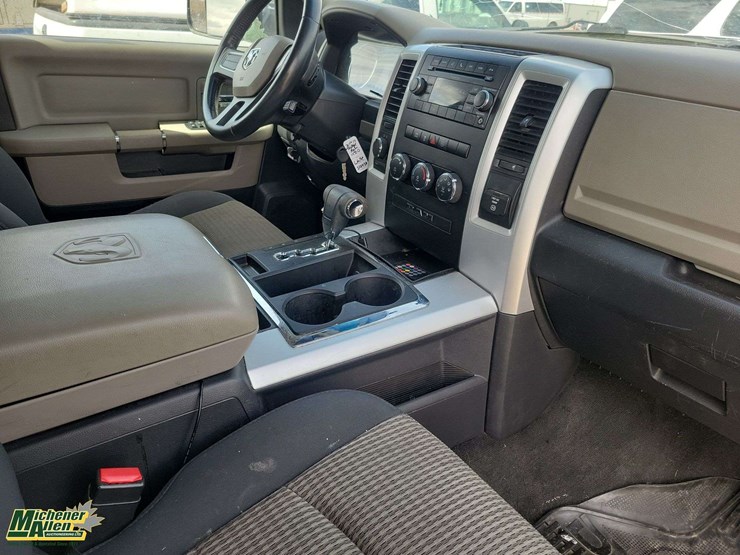 2010-dodge-ram-1500-image-26