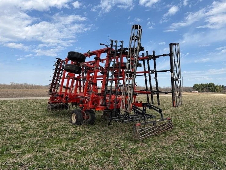 kuhn-landsman-6205-field-finisher-image-7