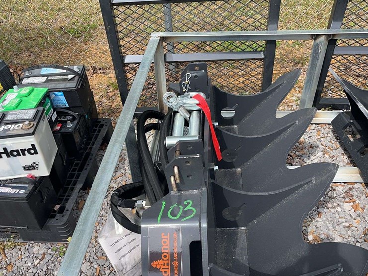 land-honor-15000lb-hydraulic-winch-image-1