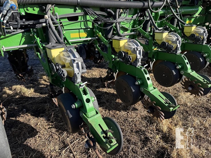 john-deere-1770-image-60