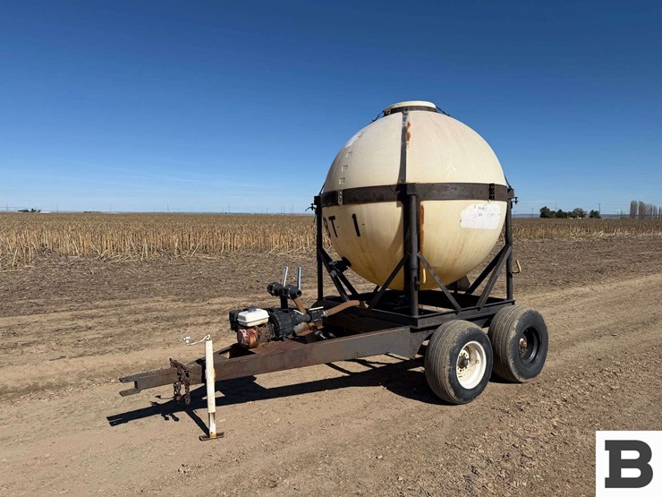 bubble-tank-chemigation-trailer-image-1