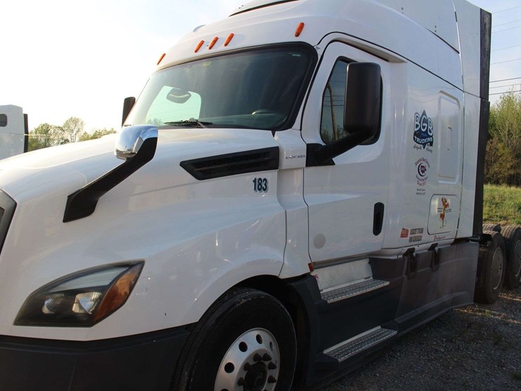 2019-freightliner-cascadia-3akjhhdr0kskr5281-mileage:-image-2