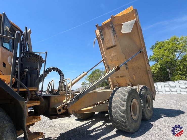 2010-volvo-a40e-image-62