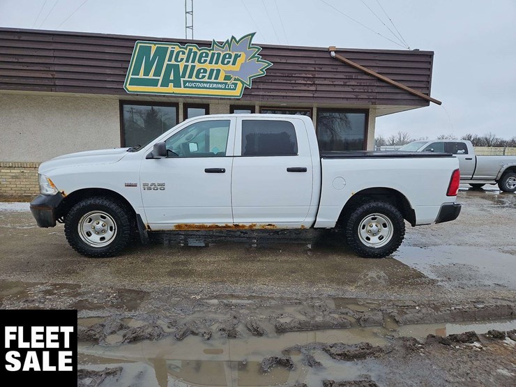 2017-dodge-1500-image-2