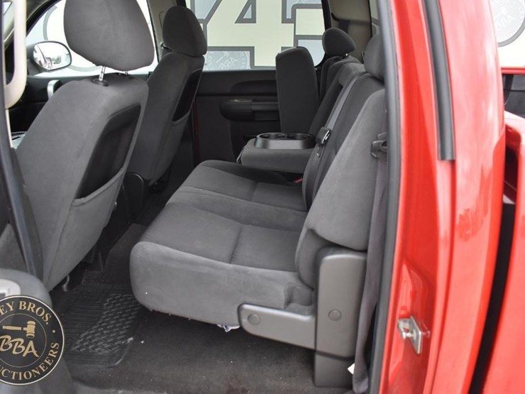 2009-chevrolet-silverado-1500-lt-image-27