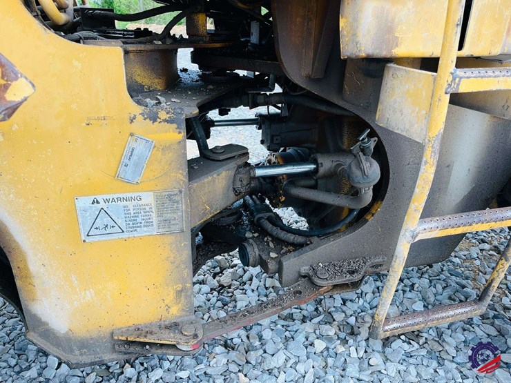 1995-caterpillar-it28f-image-26