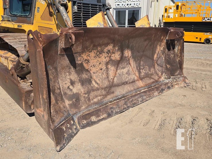 2008-deere-750j-image-10