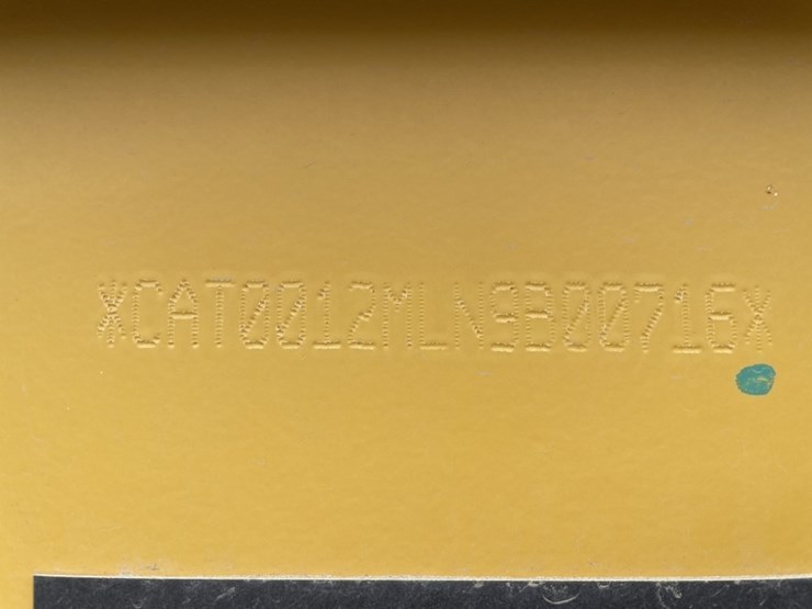 2018-caterpillar-12m3-awd-image-59