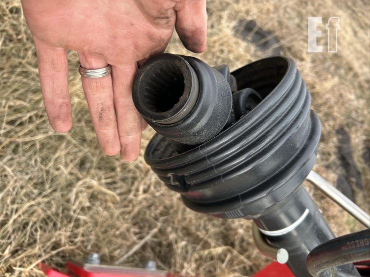 2023-massey-ferguson-1316s-image-14