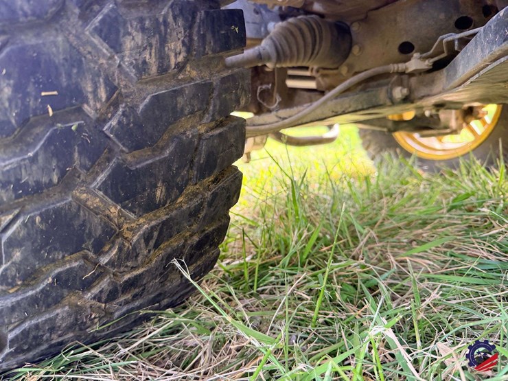 2024-john-deere-gator-xuv-835r-image-54