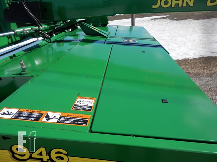 2012-john-deere-946-image-12