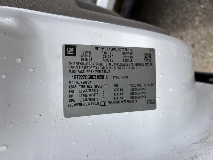 2012-gmc-sierra-2500-image-19