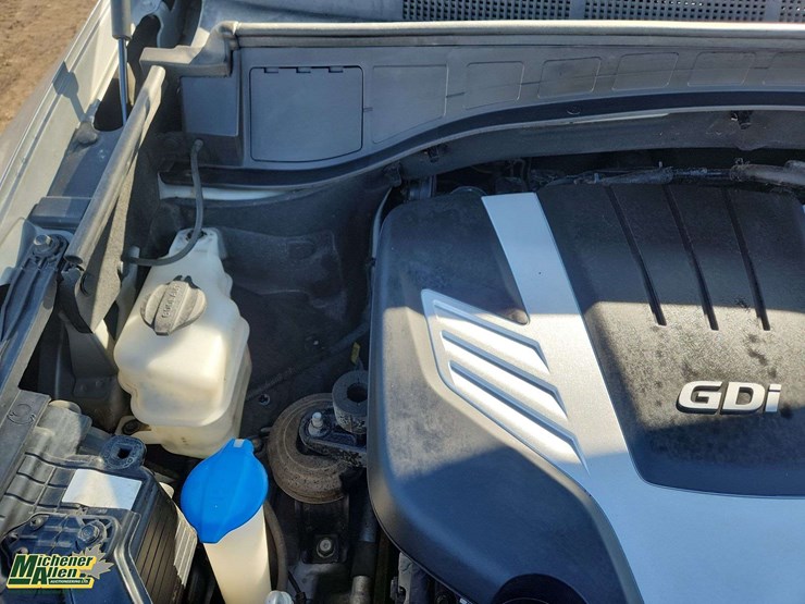 2015-hyundai-santa-fe-image-26