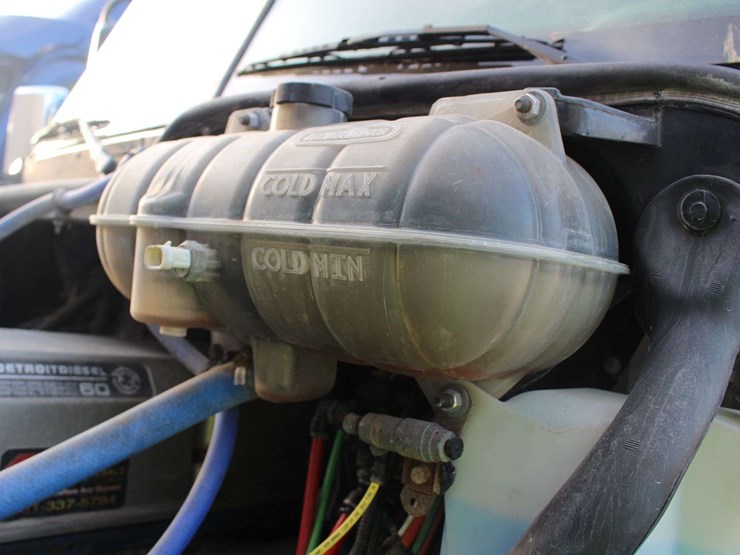 2018-freightliner-semi-3alxa7007jdjt5039-mileage:-does-not-run-image-33