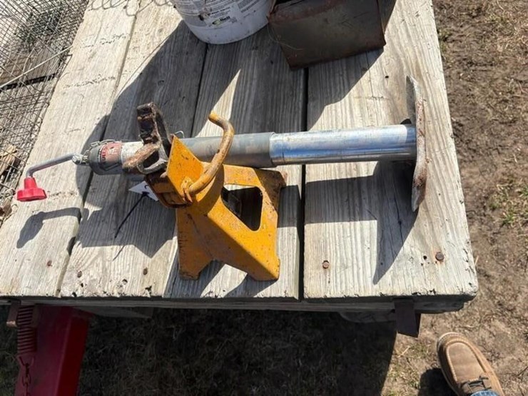 3000-lb-jack-&-jack-stand-image-4