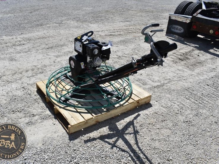 whiteman-48-inch-walk-behind-trowel-42830-image-5