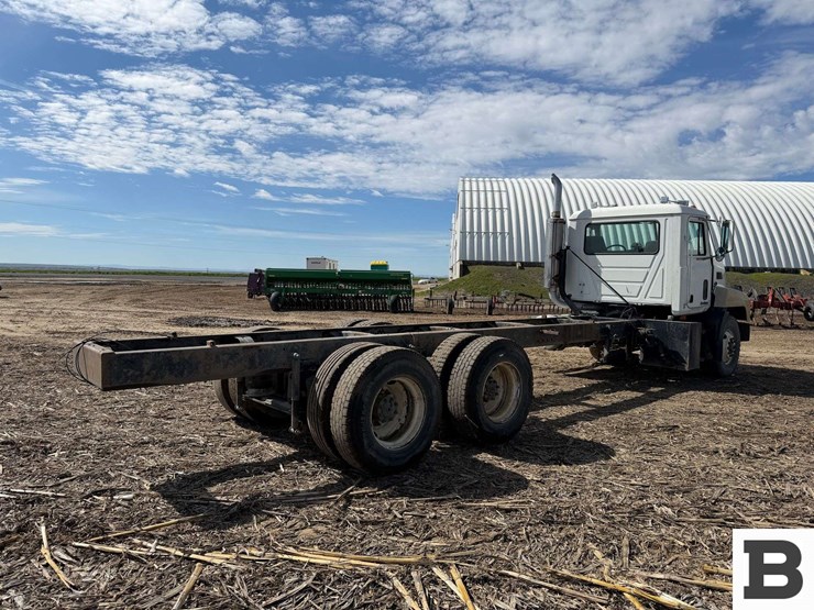 2000-mack-ch612-image-5