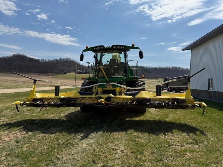 2019-john-deere-9700i-image-12