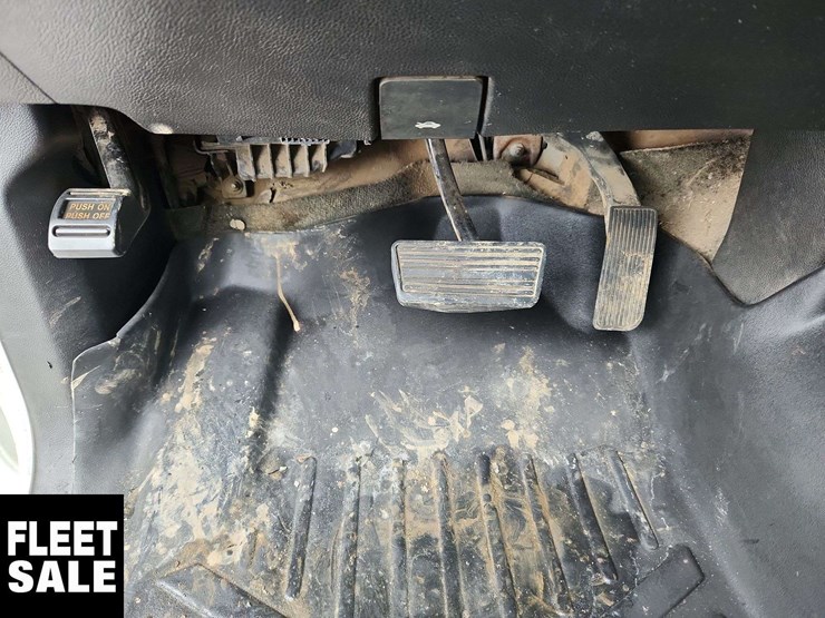 2018-chevrolet-silverado-3500hd-image-23