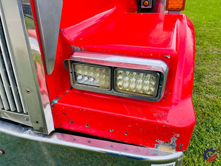 2000-western-star-4900-image-14