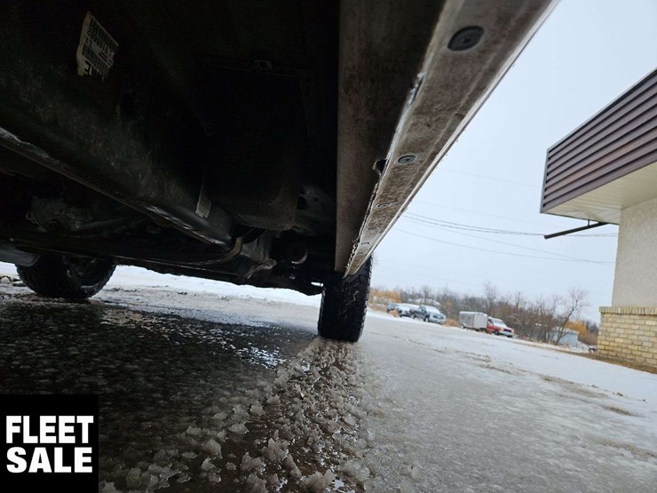 2019-ram-1500-classic-image-32