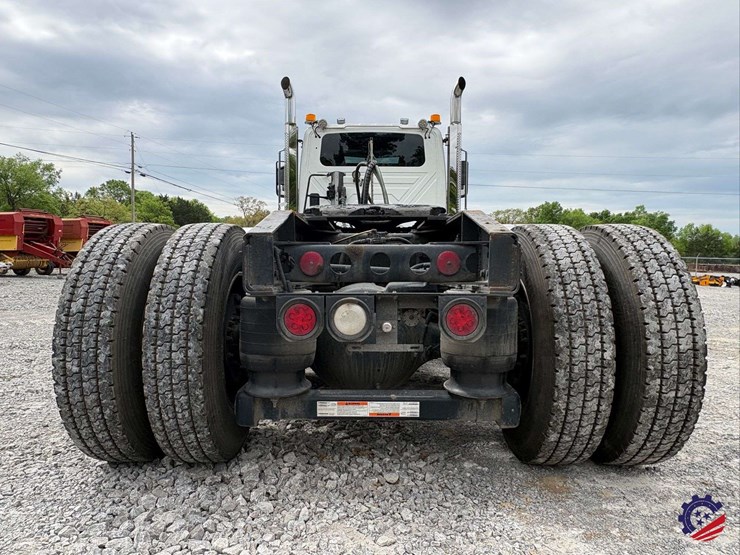 2024-international-hx520-image-42