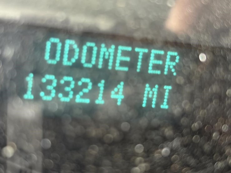 2012-gmc-sierra-2500-image-15