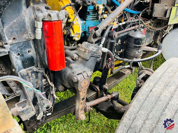 2000-western-star-4900-image-34